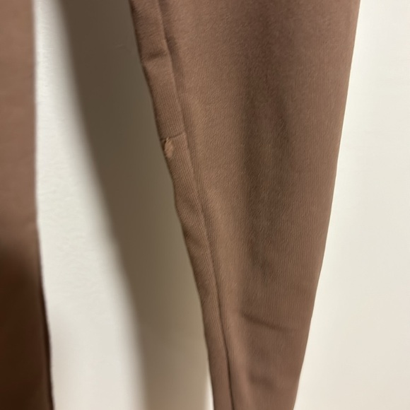 Babaton Aritzia Contour long sleeve bodysuit. - Picture 8 of 9